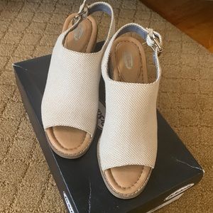 Dr Scholls tan heels